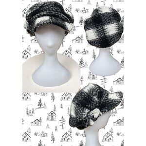 Lafenice Black-Cream Plaid Handmade Italy Wool Floral Side Accent Newsboy Hat